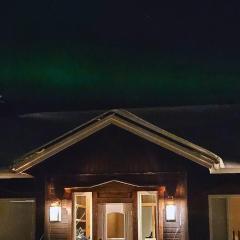 Riverfront Aurora Chalet