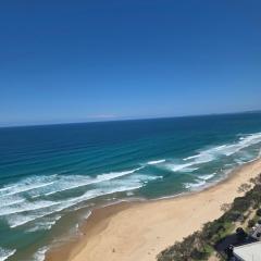 Hear the waves 270 views of coast and sunset hinterlands HUGE apartment