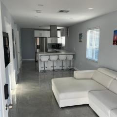 Cozy Miami House just renovated with 2 bedrooms available