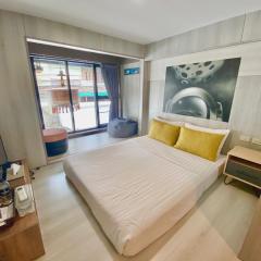 Sleep Walker Poshtel