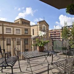 James Joyce Coffetel· Tianjin Olympic Center Lingbin Road Metro Station