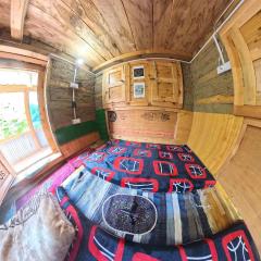 Metanoianest cottage Malana