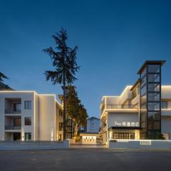 Zhangjiajie JIMO Hotel