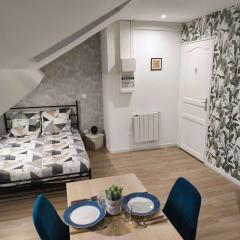 Chic Studio with Parking in Charleville-Mézières