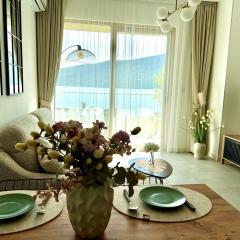 Sunny Bella Vista apartments