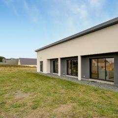 Awesome Home In Creances With Wifi