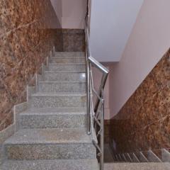 COLLECTION O HOTEL DLF PHASE-4 MG ROAD