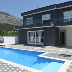 Vila Lux Mia, Trebinje