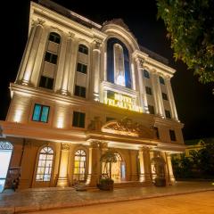 Vela Luxury Hải Hà Hotel