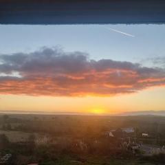 Sunny and bright stay near St Ives free Parking