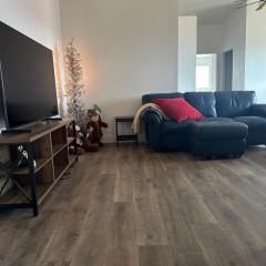 Willowbend Bunkhouse- amazing views, cozy!