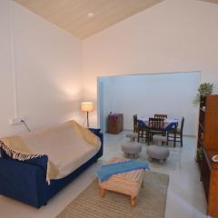 Rün Lirak, Lovely Home