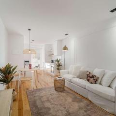 Ajuda Cozy Retreat with Patio