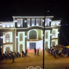 Moonlight banquet & Hotel