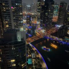 Beautiful 2 Bedroom in Dubai Marina with views