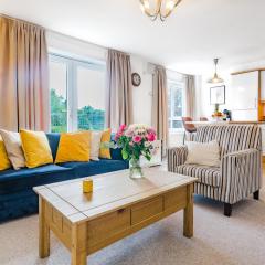 2BDR Flat Near City Centre with Free Parking