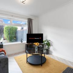 Livingston Retreat 4bed Home Wi-Fi Parking