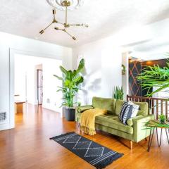 Bamboo Bungalow by Jungle House Near Convention Center OSU & Nationwide Arena Walk to High Street Downtown & Short North 5 800 Reviews Private Parking