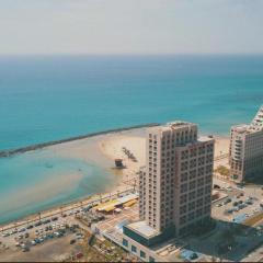 Almog beach apartments - Suite with sea view and access