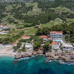 1 Bedroom Stunning Apartment In Dingac