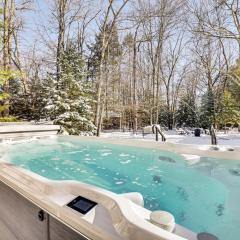 Games, Fire Pit, Hot Tub Pocono Lake Family Home!