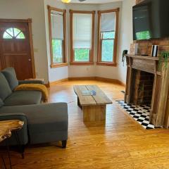 Jungle Cabin by Jungle House Downtown & Short North Free Parking 5 800 Reviews Near Convention Center & Nationwide Arena & Ohio State