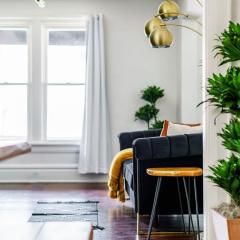 Jungle Nook by Jungle House Near Convention Center OSU & Nationwide Arena Walk to High Street Downtown & Short North 5 800 Reviews Private Parking