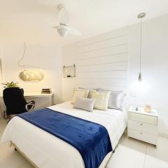 Copacabana 200 m da Praia! Piscina, varanda, vista natureza, shopping ao lado! Recepção 24hrs