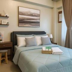 Two Regis Bacolod Cozy 1BR Condo with Balcony