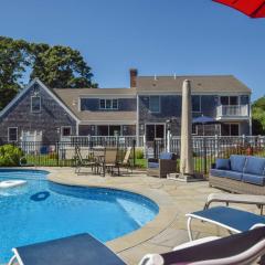 Beautiful Spacious Family Retreat w Pool