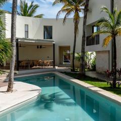 Casa Medusa- Sunny Escape Steps From The Sea