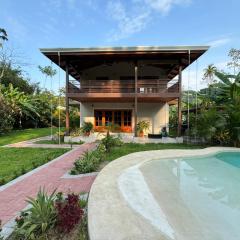 Casa Lillitica - 3BR Beach House with AC & Pool