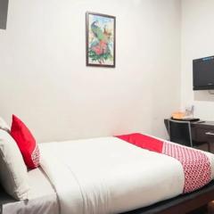 Majestiq Hotel by TripleTree