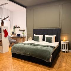 Olive & Oak - CityCenter - Parking