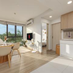 Melia 2BR with Rooftop Pool - Skypark Laguna by TropicLook