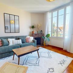 Charming T3 apartment with terrace 10 min from Paris