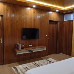 Cityscape Hotel Managed By Splendid Hotels - Family Groups