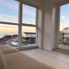 Private apartment with panoramic ocean views