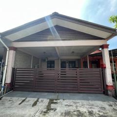 NovaHaus 3 Homestay Gong Badak