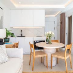 Joan Miró Luxury Apartment