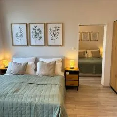 Zentrales Altbau Apartment beim Bahnhof - 6 Gäste