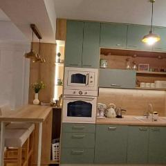 Petit Paris Central City Apartment with parking