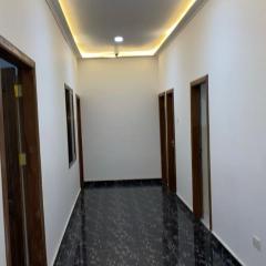 NickJaak courtyard- 1-4 bedrooms