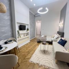 Carina Downtown Spot Studio