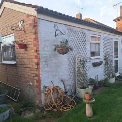 Charming Garden Guest House in Hayes & Harlington