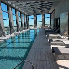 The best view of the river 34th Floor Gym