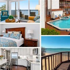 Million Dollar Bayview – Direct Beach Access • Pool • 10 min to Downtown TC ➠ 1995