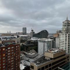 Sydney CBD 2BR-2BA Unit - Free Parking