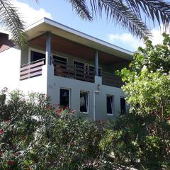 PrincessBreeze Two level Apartment - Bachata- La Privada