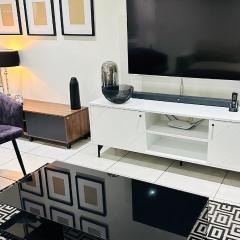 Luxe Haven 102 Ventura Estate